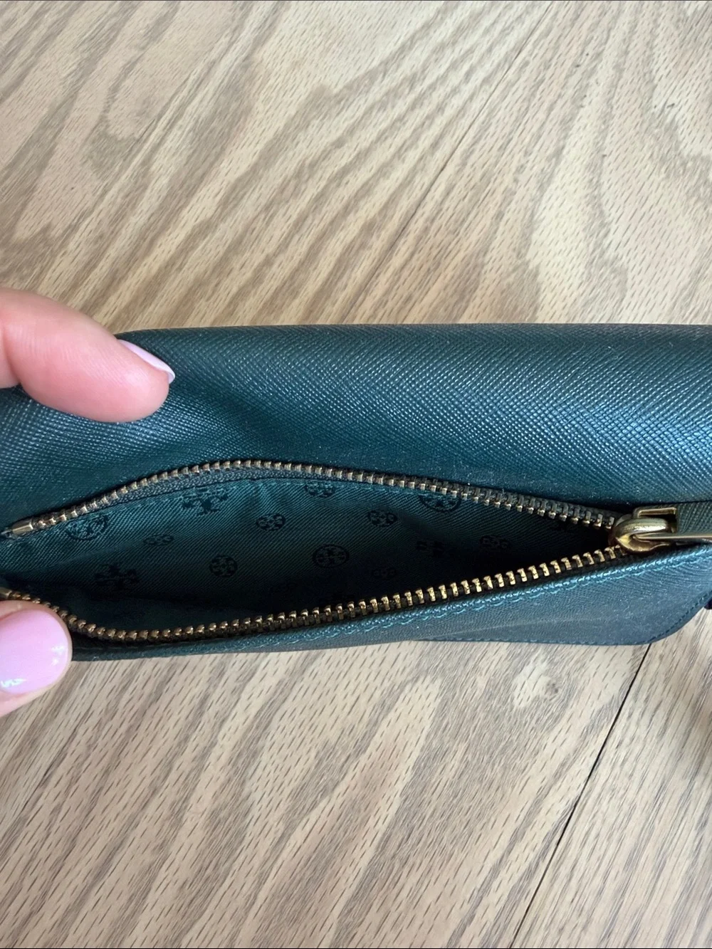 Tory Burch Dark Green Saffiano Wristlet Card Holder with Gold Logo